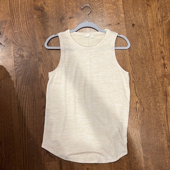 Gap Women’s Cream Tank Top Size Medium - Picture 1 of 4